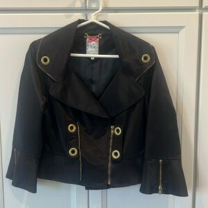 Black 3/4 length sleeve jacket. Made in USA